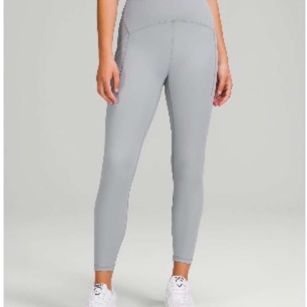 lululemon Gray Leggings 25” w/pockets